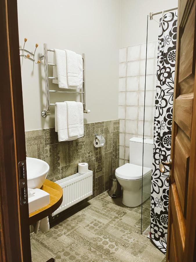 Hotel Benevilla Aluksne Ngoại thất bức ảnh